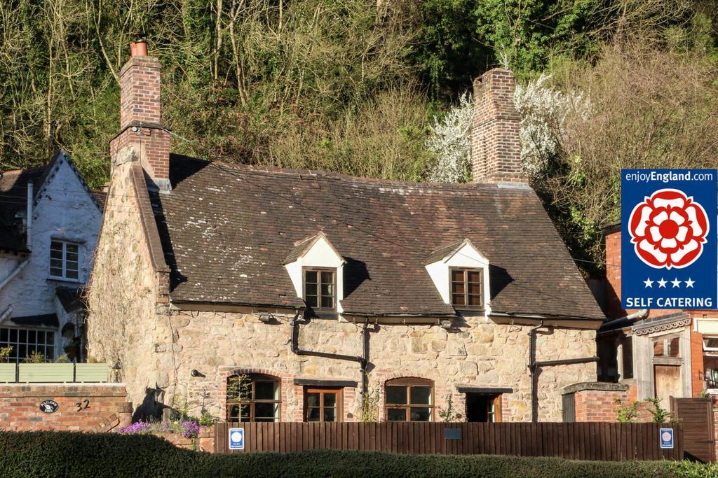 Ironbridge River Cottages Екстериор снимка